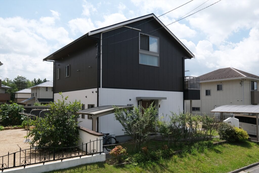 東広島市K様邸 屋根外壁塗装リフォーム